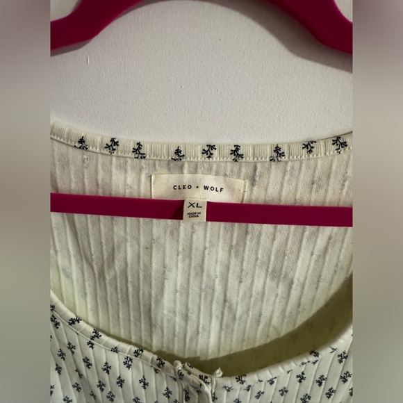 cleo & wolf floral cropped tank top size XL - Picture 4 of 9